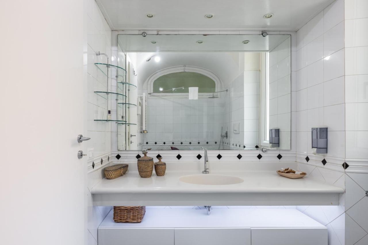 Apartment Hospitalityrome Comfortable With Terrace Rom